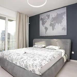 2 Bedroom With Amazing View In Center Bucarest