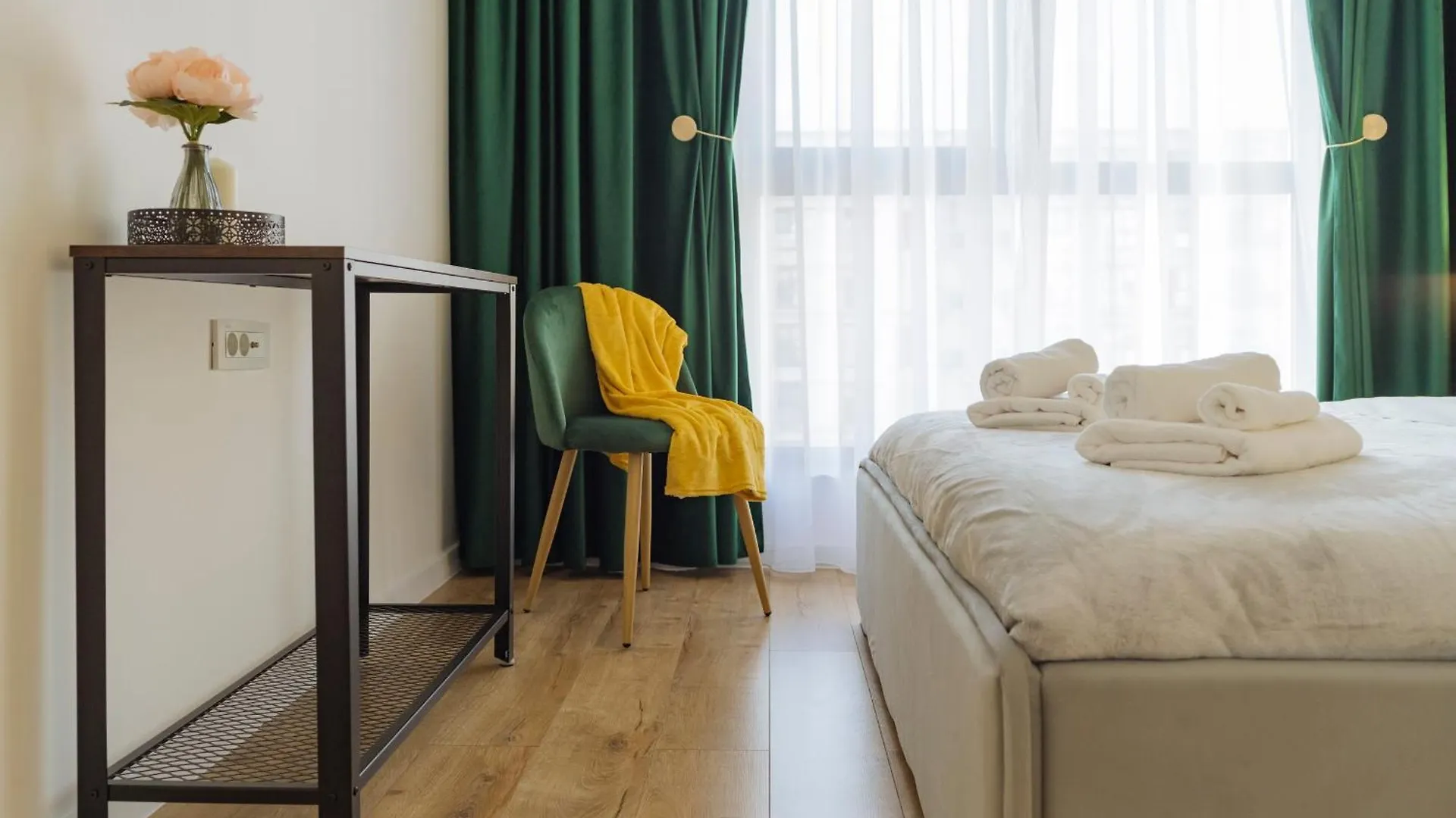 Blue Dream Apartment Plaza With Parking Bukareszt