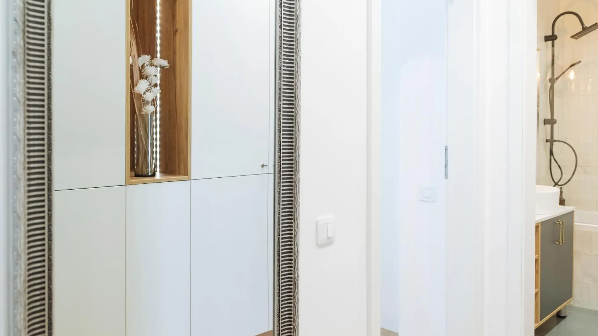 Blue Dream Apartment Plaza With Parking Bukareszt 0*,  Rumunia